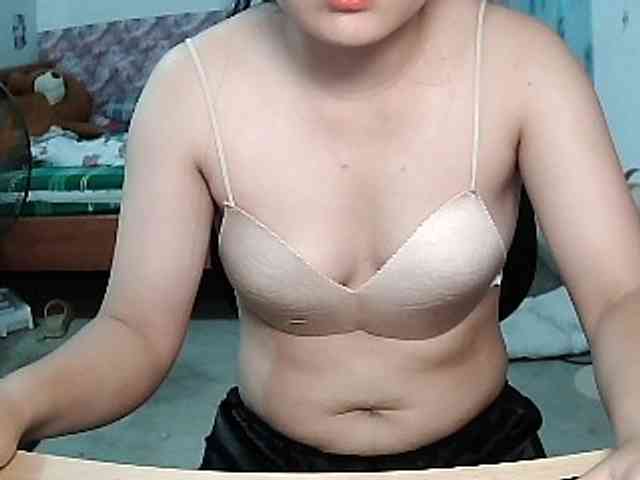 Elysa221 webcam