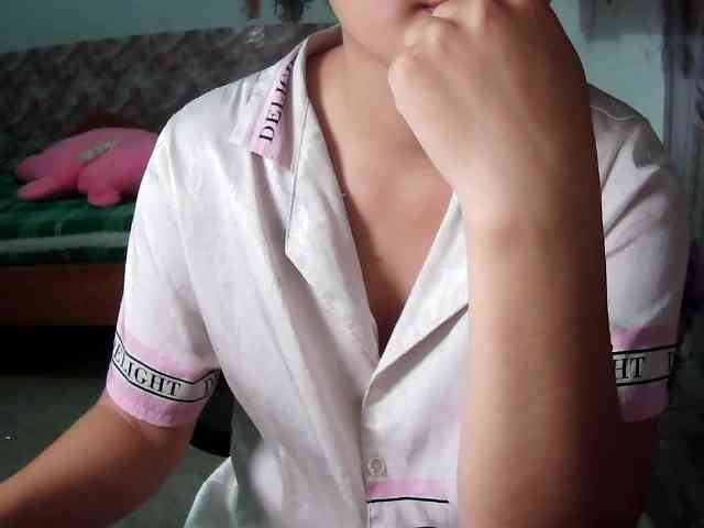 Elysa221 webcam