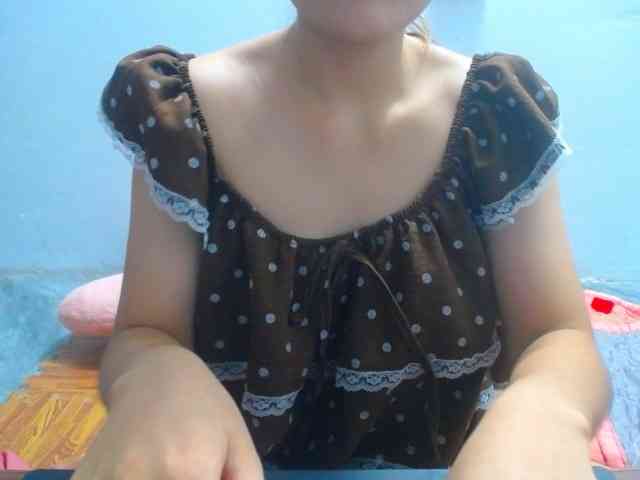 Elysa221 webcam