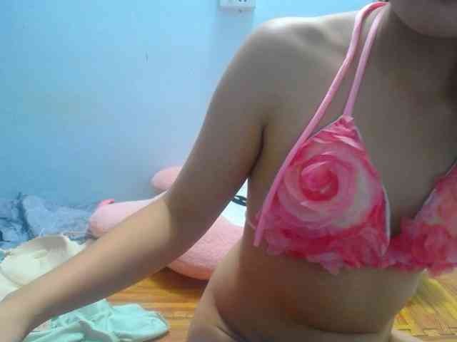 Elysa221 webcam