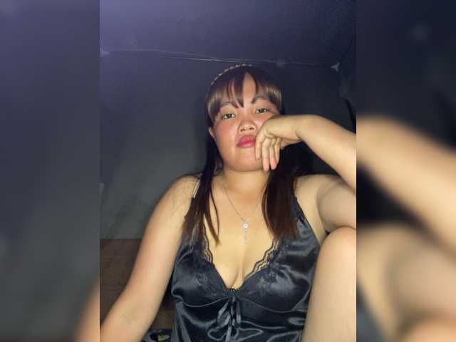 rose123b live cam on BongaCams