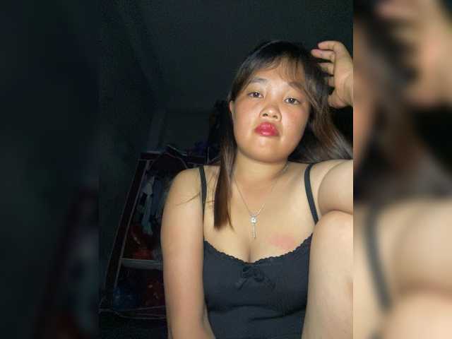 rose123b live cam on BongaCams