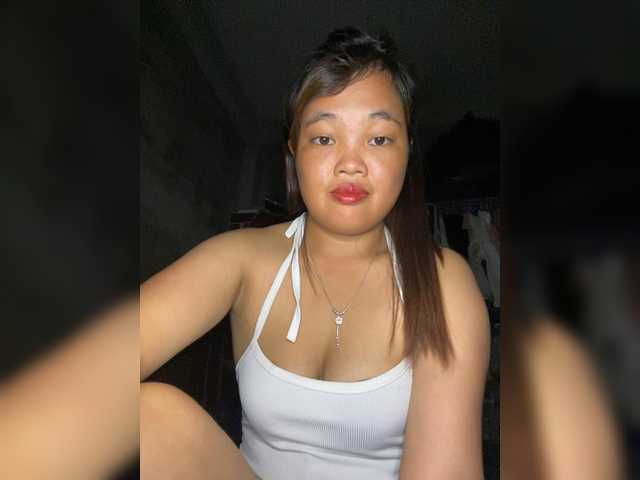 Rose123b, 24 y/o - Live Cam on BongaCams
