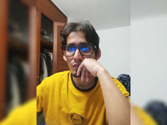 SrIncognito, 26 y/o - Live Cam on BongaCams
