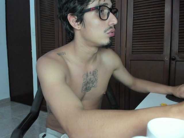 SrIncognito live cam