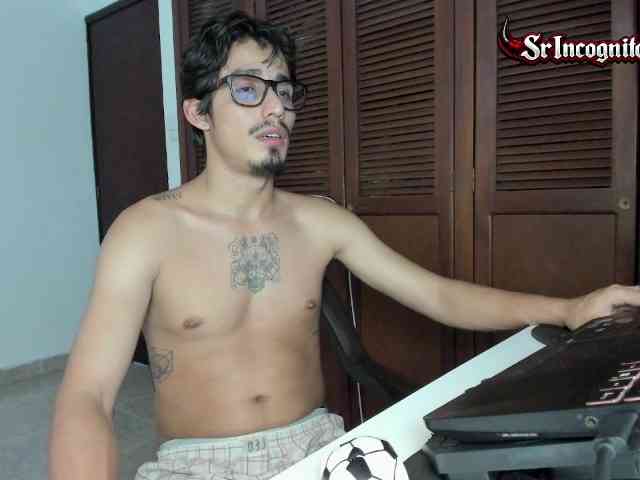 SrIncognito Sex Cam Show
