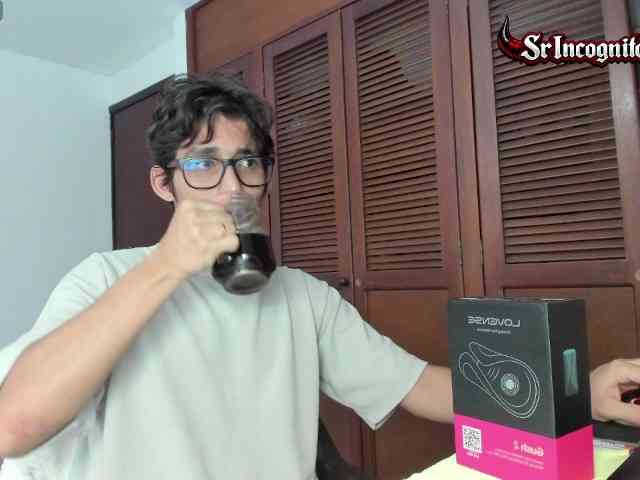 SrIncognito Sex Cam Show