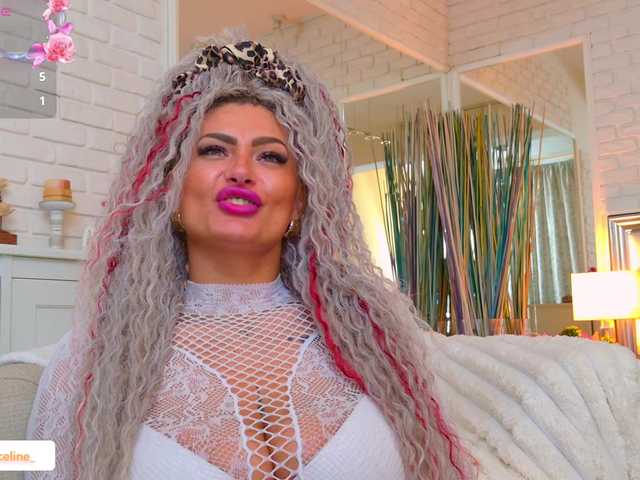 blondeceline live webcam show
