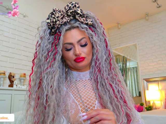 blondeceline live cam on BongaCams
