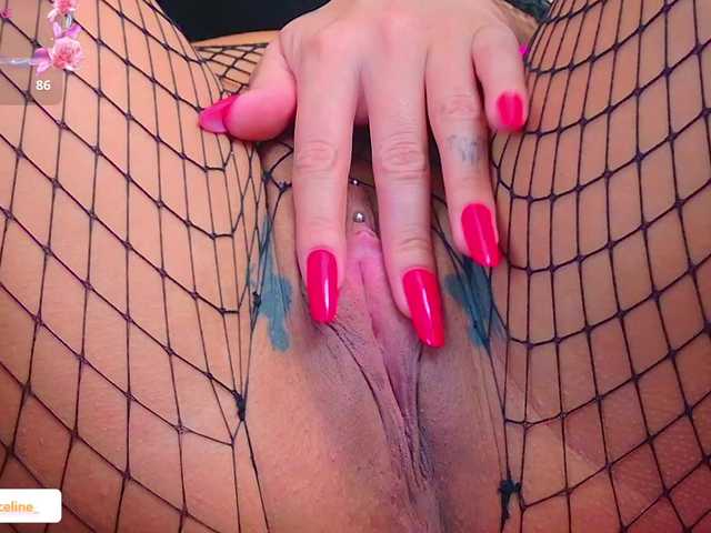 blondeceline live cam on BongaCams