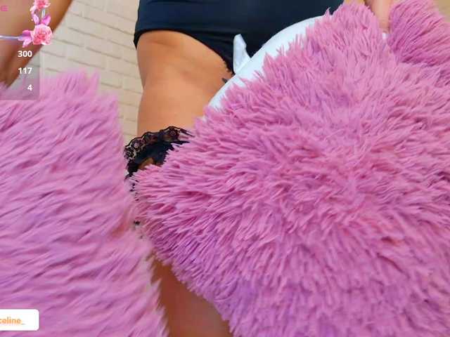 blondeceline live cam on BongaCams