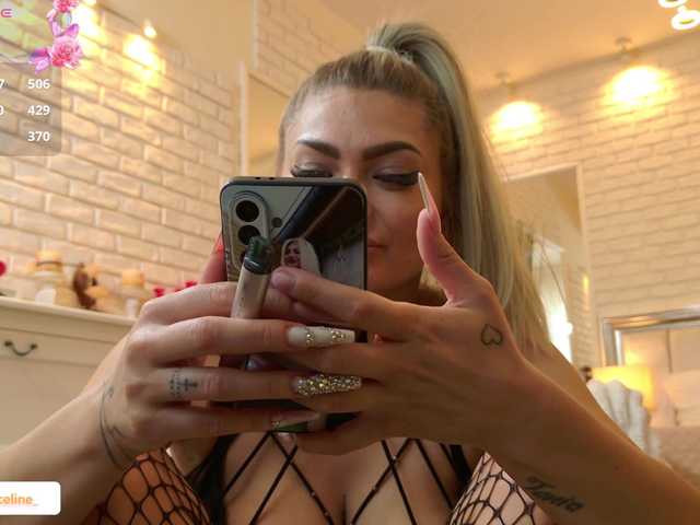 blondeceline live cam on BongaCams