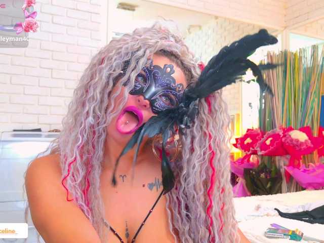 blondeceline live cam on BongaCams