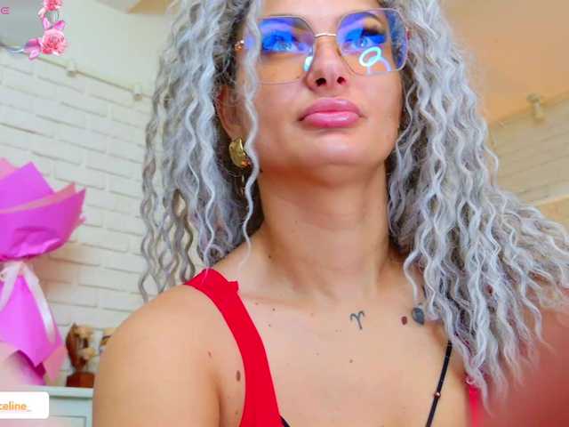 blondeceline live cam on BongaCams