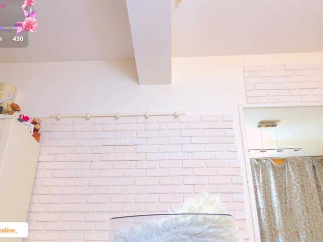 blondeceline live cam on BongaCams