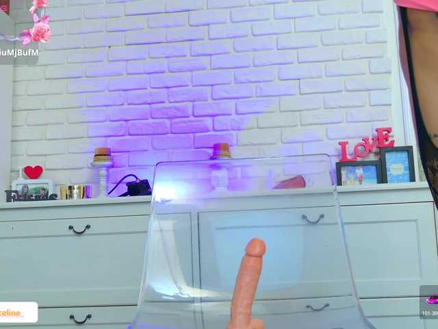 blondeceline live cam on BongaCams