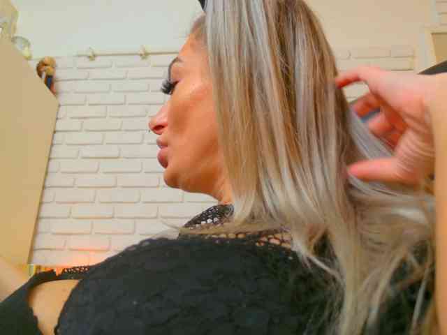 sex online chat Blondeceline