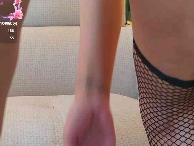 blondeceline webcam