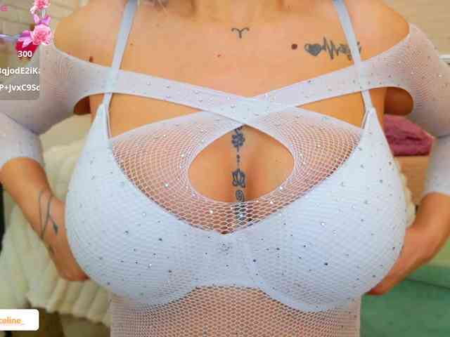 blondeceline webcam
