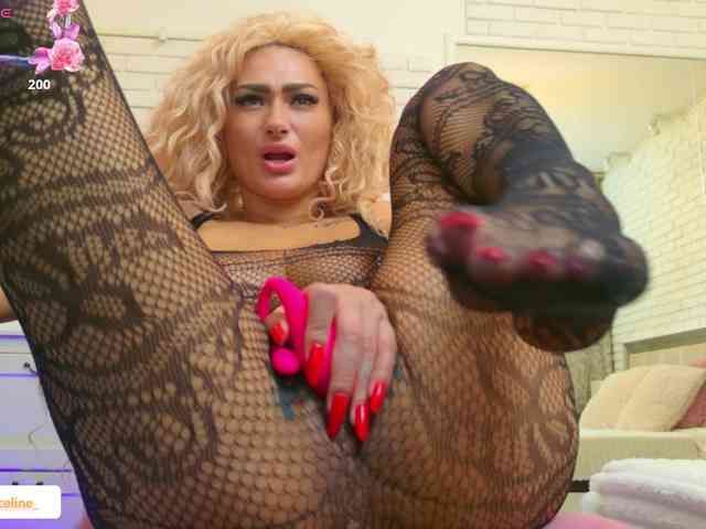 blondeceline webcam
