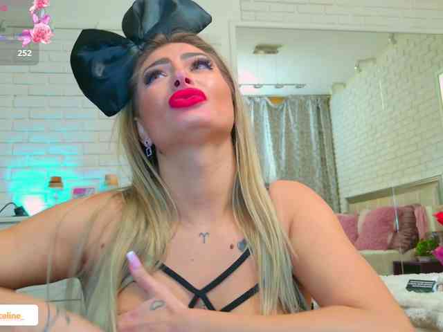 blondeceline webcam