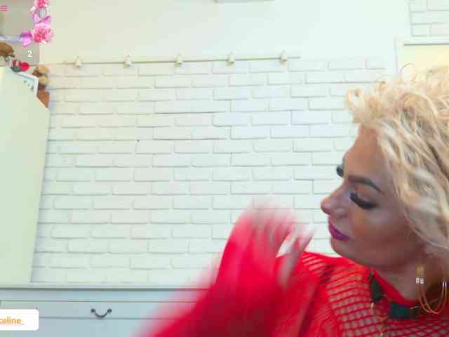 blondeceline webcam