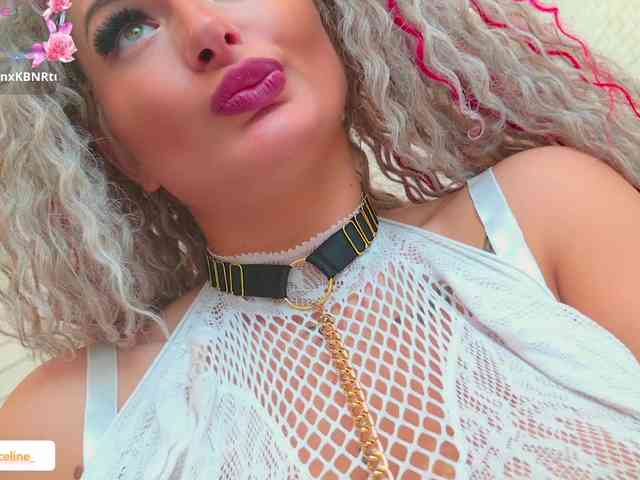 blondeceline webcam