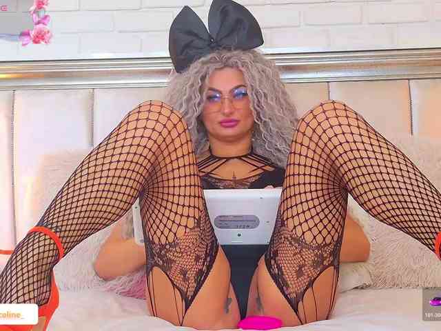 blondeceline webcam