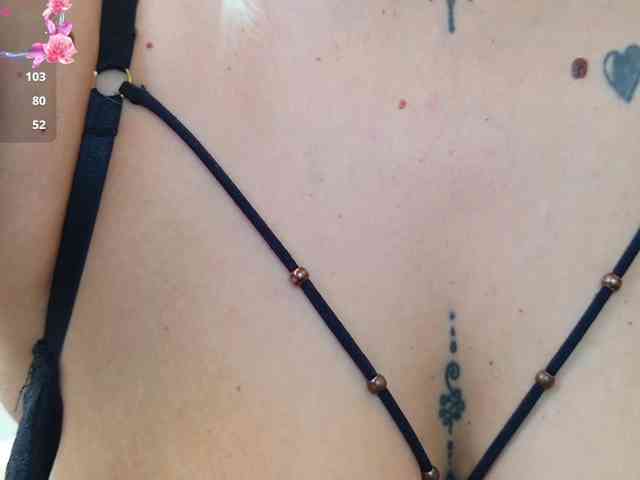 blondeceline webcam