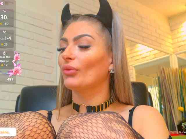 blondeceline webcam