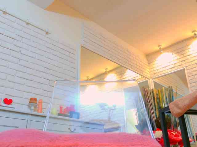blondeceline webcam