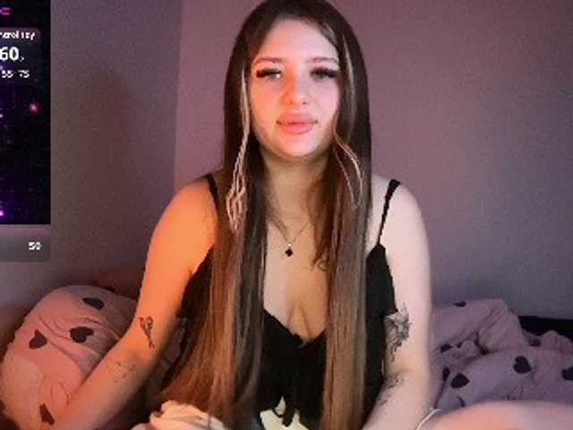 Adriennes live cam on BongaCams