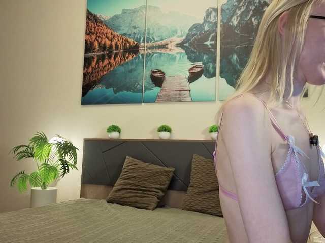 AliceAngelXO live cam on BongaCams