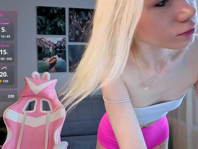 AliceAngelXO live cam on BongaCams