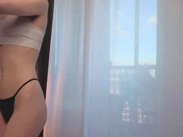 aliceangelxo's live room
