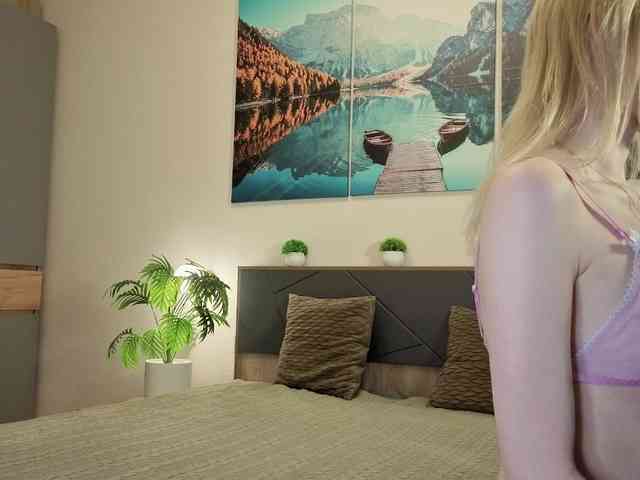 AliceAngelXO webcam