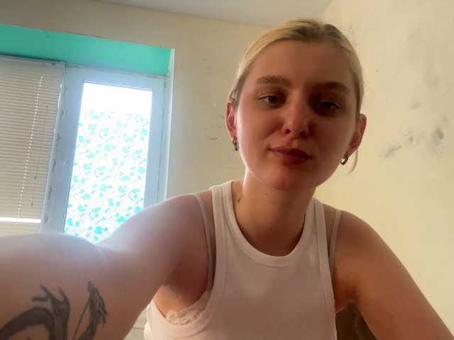 MilenaMilk live cam on BongaCams