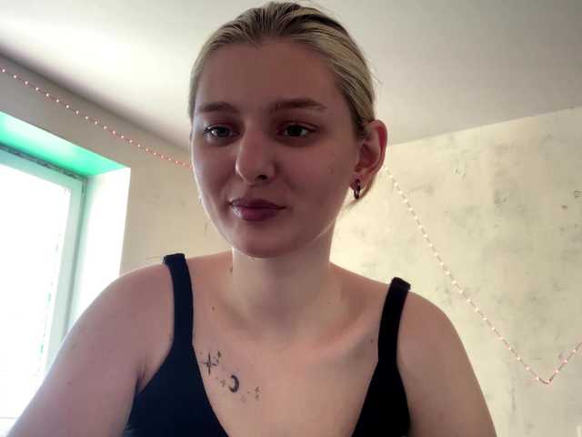 MilenaMilk live cam on BongaCams