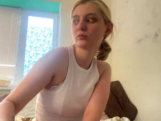 MilenaMilk live cam on BongaCams