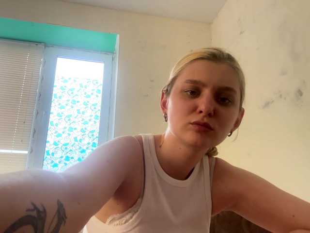 MilenaMilk live cam on BongaCams