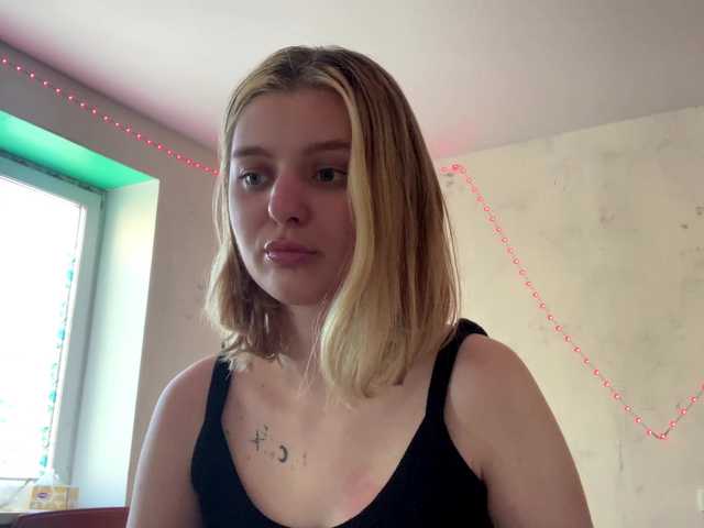 MilenaMilk live cam