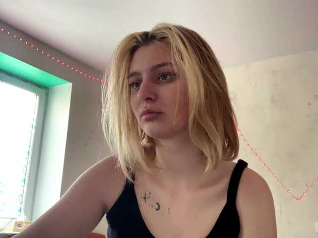 MilenaMilk live cam on BongaCams