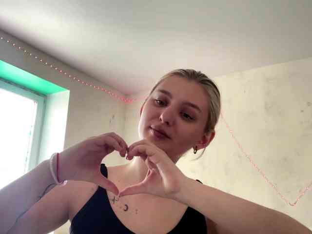MilenaMilk webcam