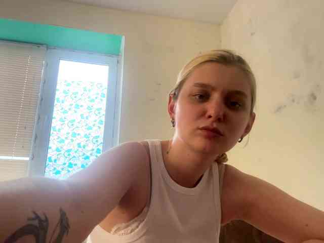 MilenaMilk webcam