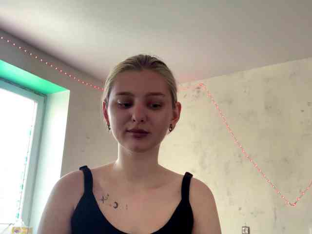 MilenaMilk webcam
