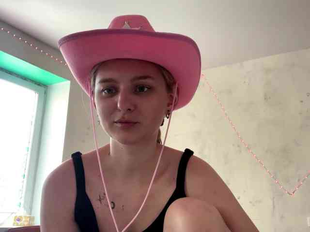 MilenaMilk webcam