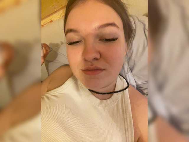 FackBeachTrup live cam on BongaCams