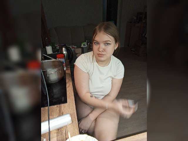 FackBeachTrup live cam on BongaCams