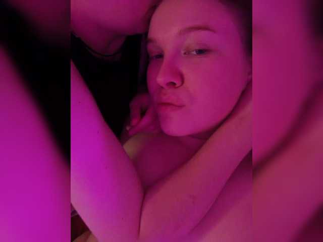 FackBeachTrup live cam on BongaCams