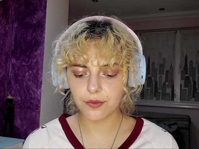 purrflicker live cam on BongaCams